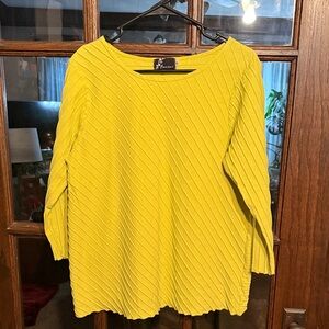 Fenini Yellow Long Sleeve Top